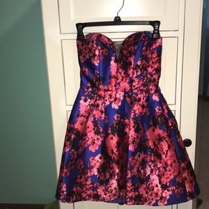 strapless HOCO dress!!!